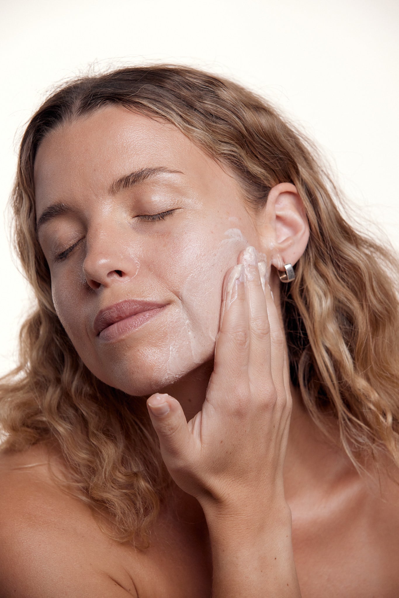 Wild Salt - Brightening Fruit Exfoliant